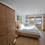 Ξενοδοχείο με διαμερίσματα Kofler's Panorama-zillertal 4*